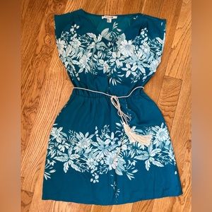 Forever 21 Turquoise Dress size Medium